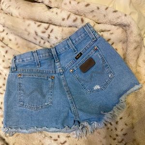 WOMENS WRANGLER SHORTS
